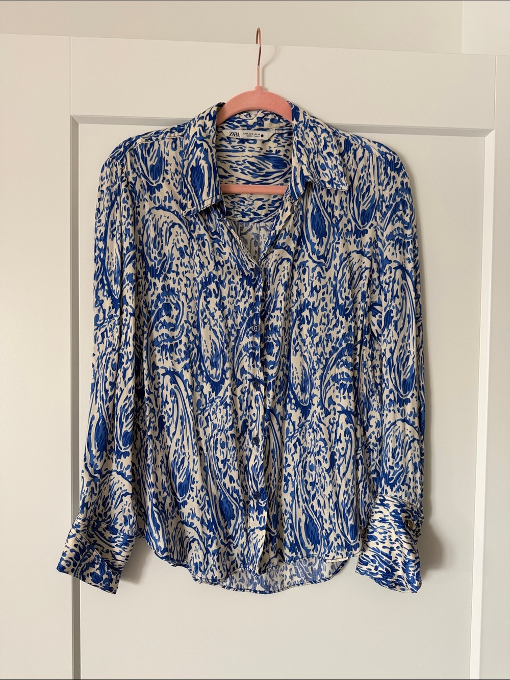 Zara Blue and White Abstract Paisley Button-Down Shirt
